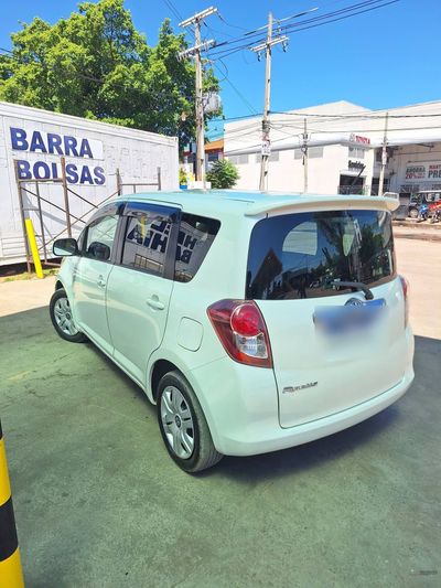Toyota Ractis miniatura 4