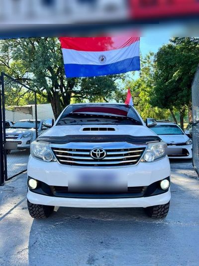 Toyota Hilux 2015