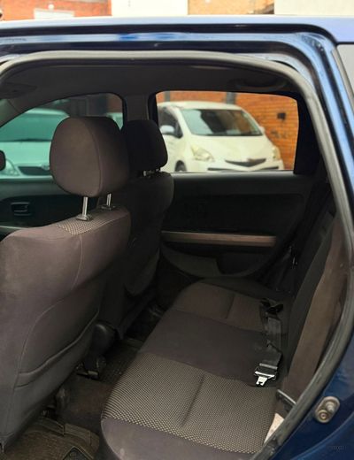Toyota Ist miniatura 8