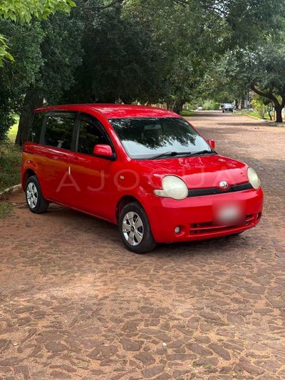 Toyota Sienta miniatura 16