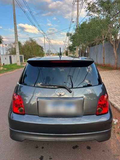 Toyota Ist miniatura 5