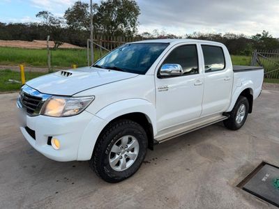 Toyota Hilux miniatura 2