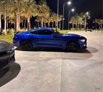 Ford Mustang miniatura 3