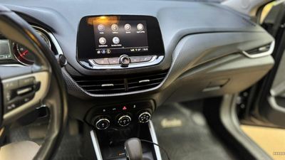 Chevrolet Onix Plus miniatura 17