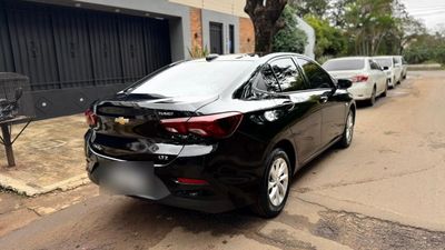 Chevrolet Onix Plus miniatura 9