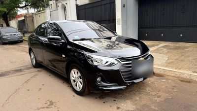 Chevrolet Onix Plus miniatura 2