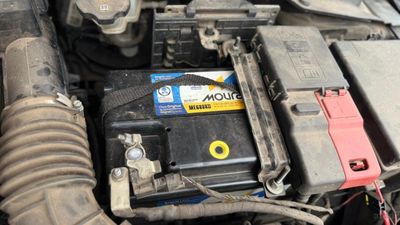 Chevrolet Onix Plus miniatura 7