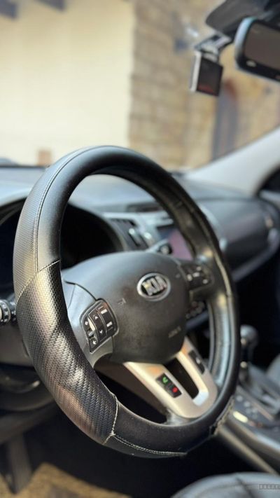 Kia Sportage miniatura 7