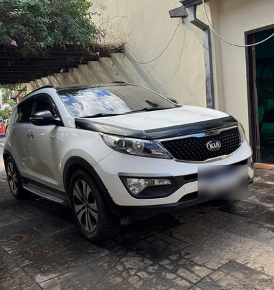Kia Sportage miniatura 10