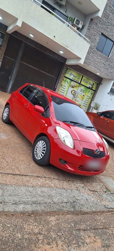 Toyota Vitz miniatura 9