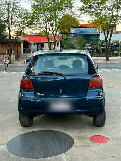 Toyota Vitz miniatura 6