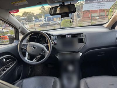 Kia Rio miniatura 4
