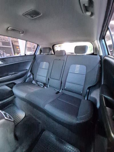 Kia Sportage miniatura 7