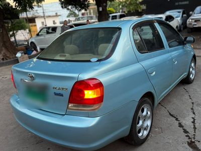 Toyota Platz miniatura 5
