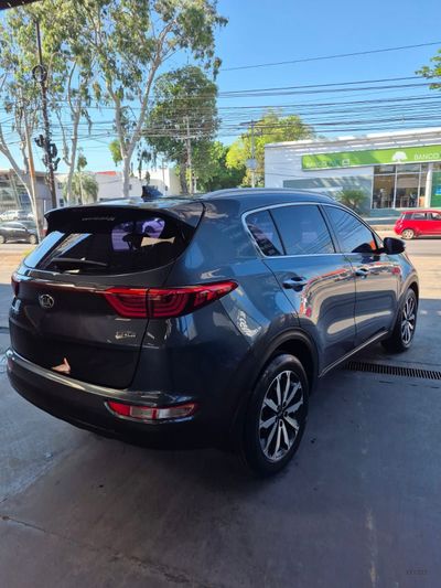 Kia Sportage miniatura 2