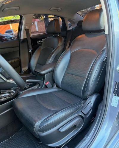 Kia Cerato miniatura 5