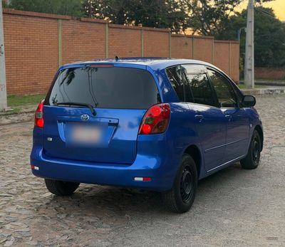 Toyota Spacio miniatura 8