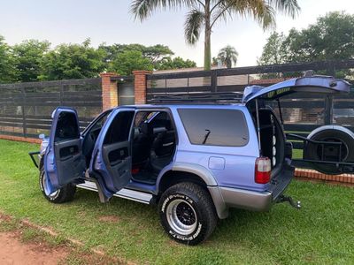 Toyota Hilux Surf miniatura 7