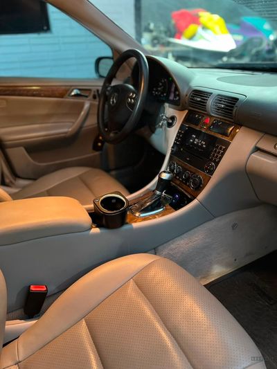Mercedes-Benz C230 miniatura 6