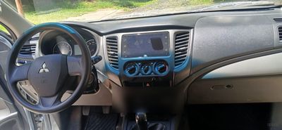 Mitsubishi Triton miniatura 14