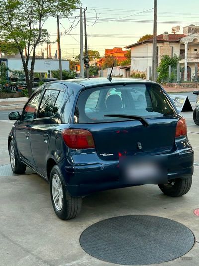 Toyota Vitz miniatura 4