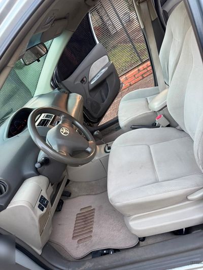 Toyota Belta miniatura 4