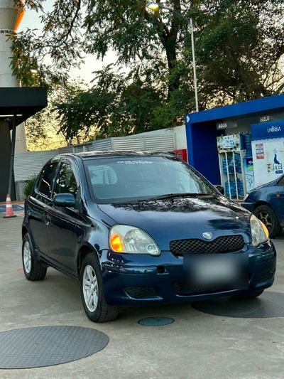 Toyota Vitz miniatura 7