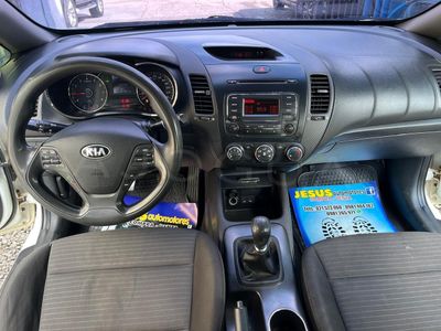Kia Cerato miniatura 12