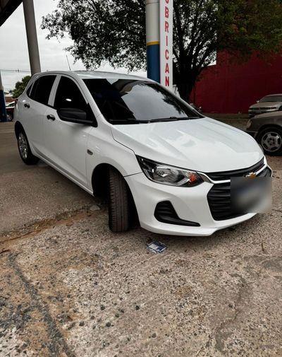 Chevrolet Onix miniatura 2
