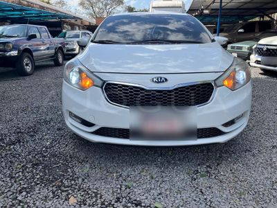 Kia Cerato miniatura 2
