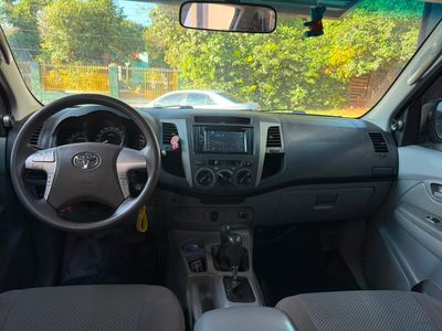 Toyota Hilux miniatura 7