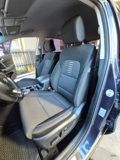 Kia Sportage miniatura 9