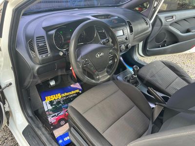 Kia Cerato miniatura 6