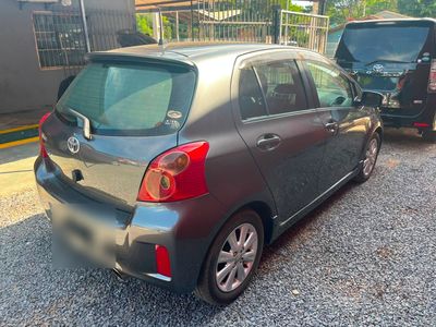 Toyota Vitz miniatura 5
