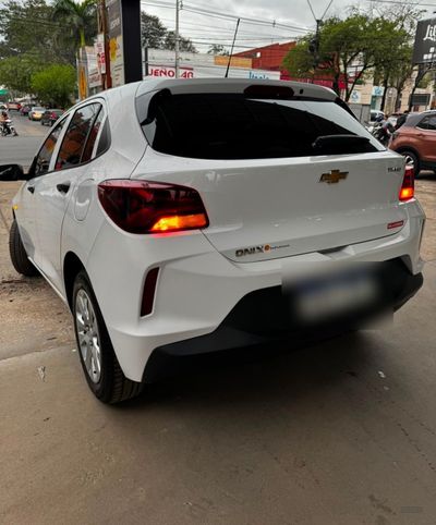 Chevrolet Onix miniatura 8