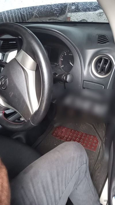 Nissan Frontier miniatura 7