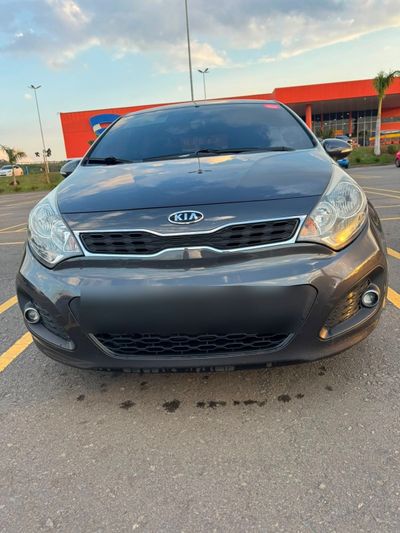 Kia Rio miniatura 2