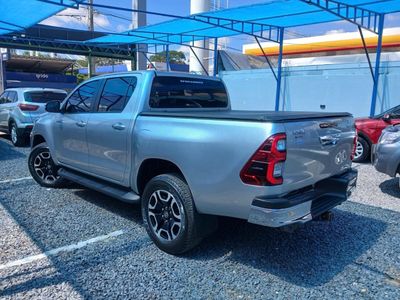 Toyota Hilux miniatura 9