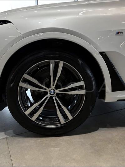 BMW X7 miniatura 3