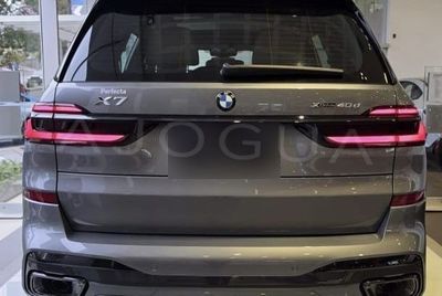 BMW X7 miniatura 4
