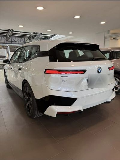 BMW iX miniatura 5
