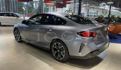 BMW 2er miniatura 4