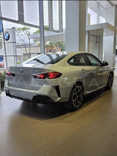 BMW 2er miniatura 4