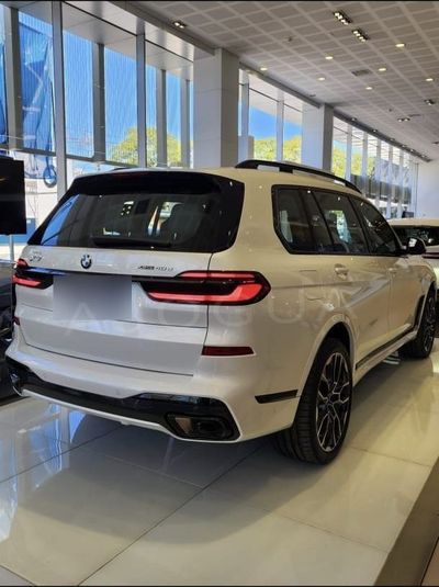 BMW X7 miniatura 4