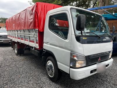 Mitsubishi Canter Fuso miniatura 3