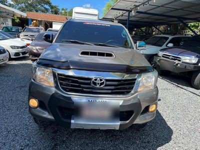 Toyota Hilux miniatura 9