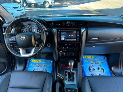 Toyota Fortuner miniatura 15