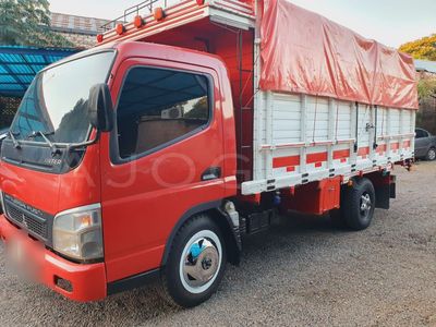 Mitsubishi Canter Fuso miniatura 3