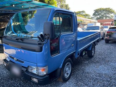 Nissan Atlas miniatura 2