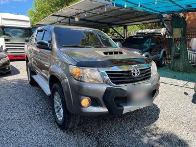 Toyota Hilux miniatura 7